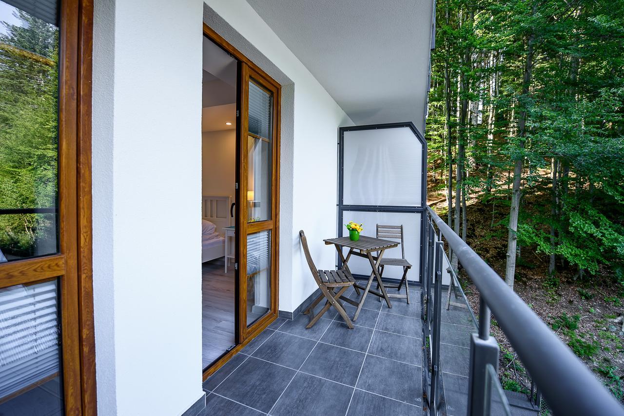 Apartamenty Sun & Snow Zielona 크리니차 즈드로이 외부 사진